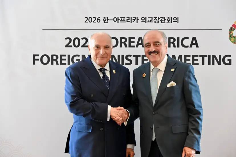 السيد عطاف يُجري محادثات ثنائية مع نظيره التونسي