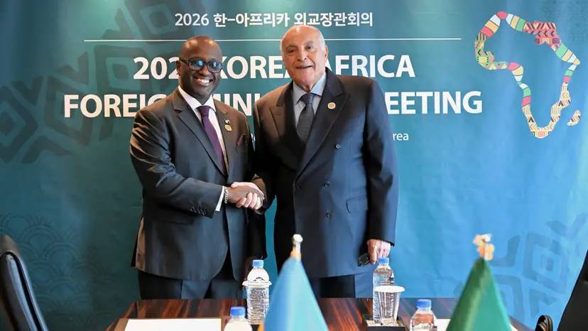 Mr. Attaf holds talks with his Rwandan counterpart in Seoul