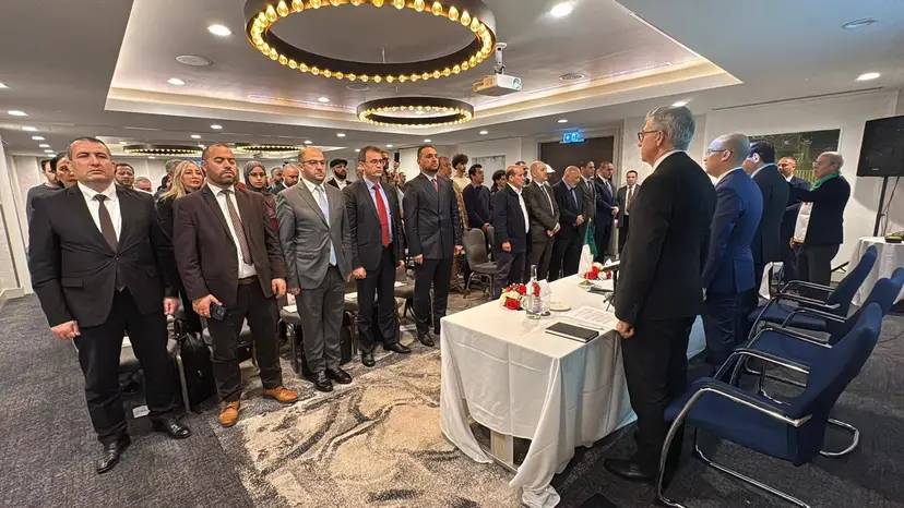 السيد شايب يلتقي أفراد الجالية الوطنية بمدينة مانشستر
