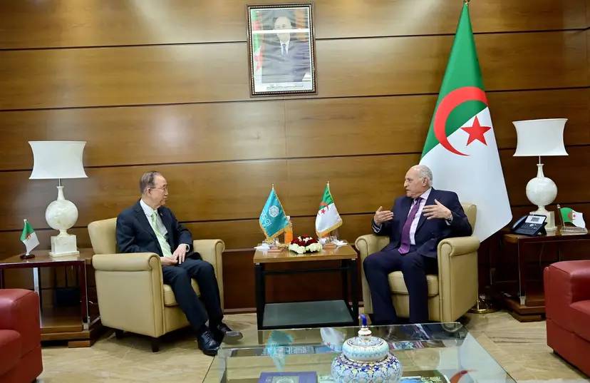 السيد عطاف يستقبل الأمين العام السابق للأمم المتحدة