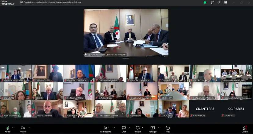M. Chaib préside une réunion avec les chefs de centres consulaires pour suivre les efforts de développement des services proposés à la diaspora